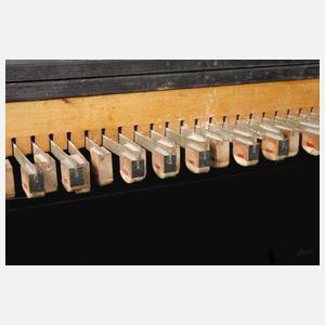 Pneumatische Klaviervorsetzer mit 70 Rollen