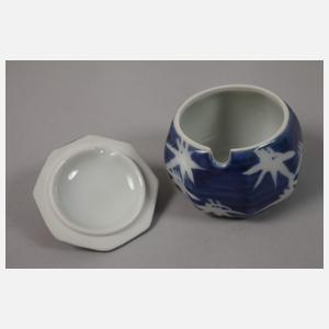 Zwei Porzellanminiaturen