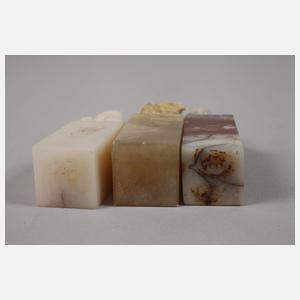 Drei chinesische Siegel