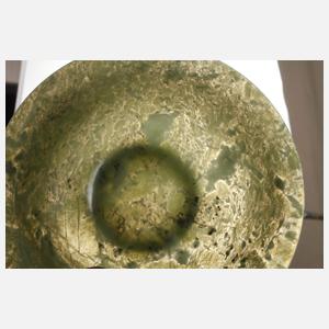 Zwei Jade-Schälchen