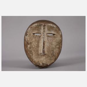 Seltene Maske der Lega