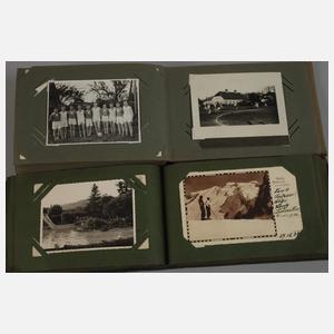 Zwei Postkartenalben Sport und Freizeit