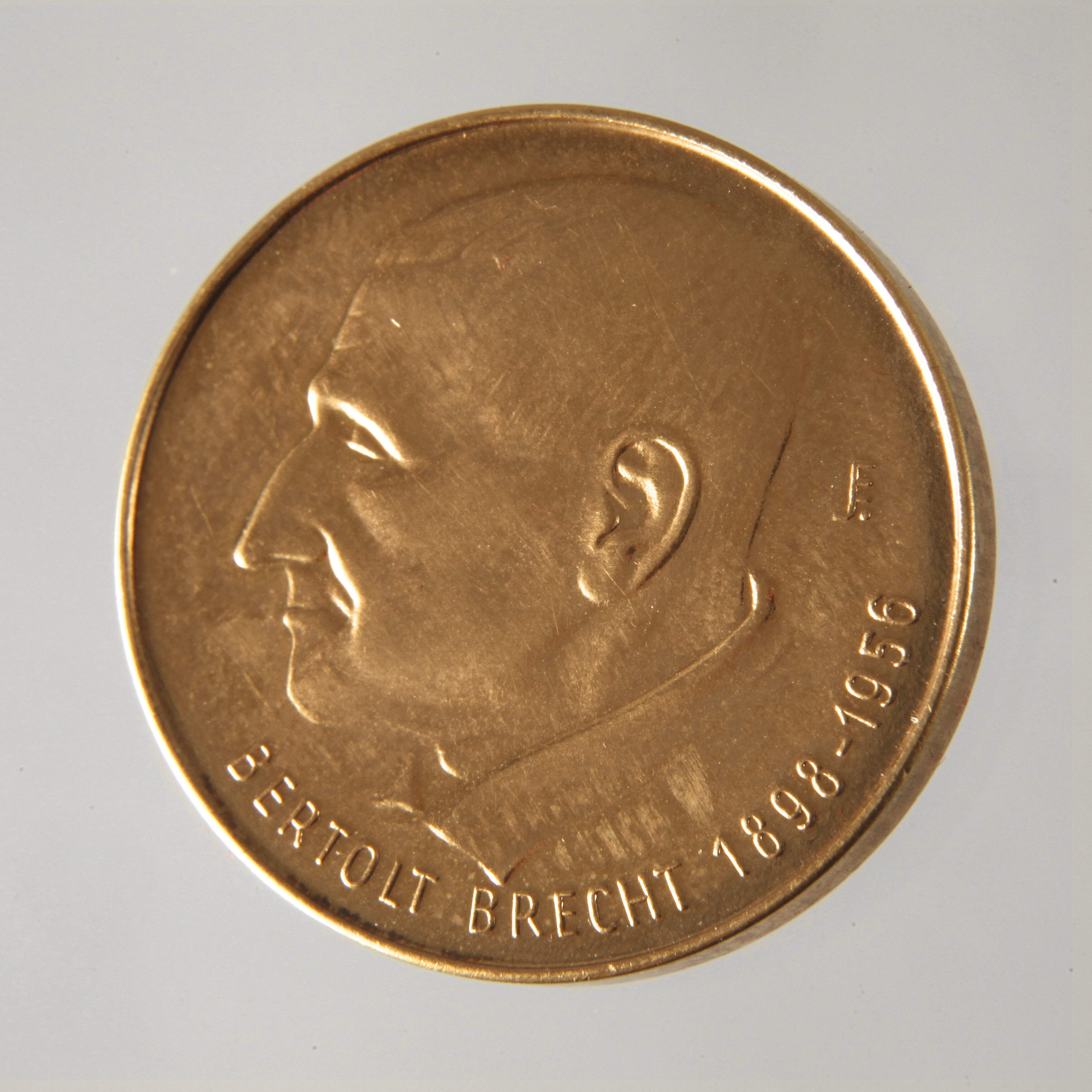 Goldmedaille Brecht DDR