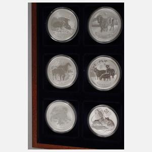 Zwölf Silbermünzen Australien