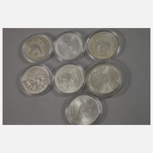 Dreizehn Silbermünzen Australien Kangaroo