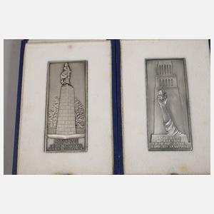 Konvolut Plaketten von Denkmälern