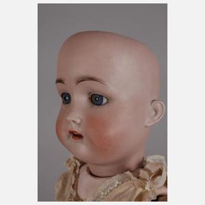 Hertel, Schwab & Co. große Porzellankopfpuppe