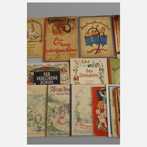Großes Konvolut Kinder- und Malbücher
