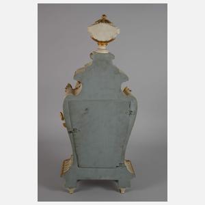 Große klassizistische Kaminuhr