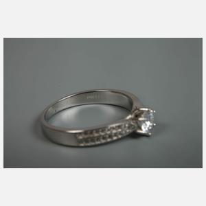 Damenring mit Steinbesatz