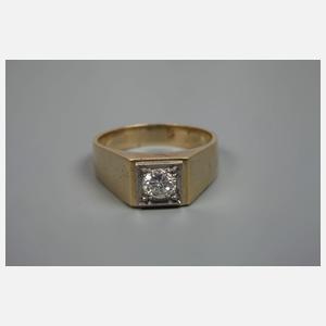 Herrenring mit Brillant von 0,7 ct