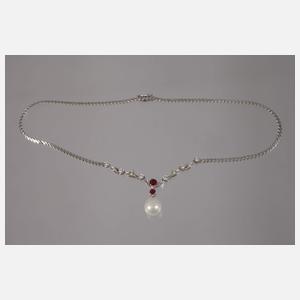 Collier mit Brillanten, Rubinen und Perle