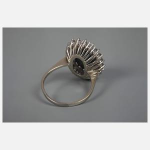 Brillantring mit Opal