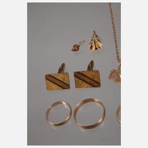 Großes Schmuckkonvolut