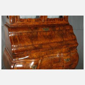 Feiner Vitrinenschreibschrank