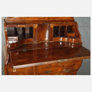 Feiner Vitrinenschreibschrank