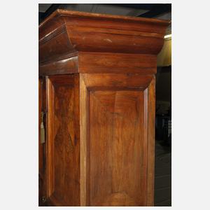 Hallenschrank Barock