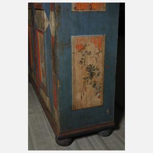 Klassizistischer Bauernschrank