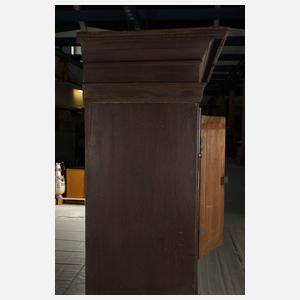 Barocker Weichholzschrank