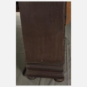 Barocker Weichholzschrank