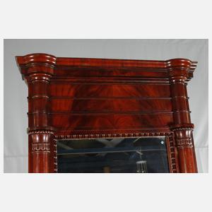 Großer Hallenspiegel