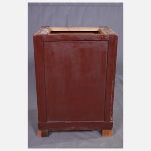 Nachtschrank im Biedermeierstil