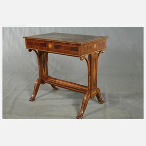 Intarsierter Nähtisch