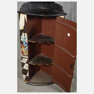 Kleines Eckschränkchen