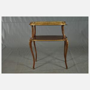 Etagere im Louis Seize-Stil