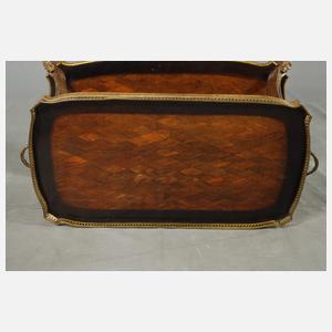 Etagere im Louis Seize-Stil