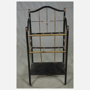 Kleiner Zeitungsständer