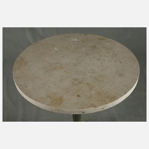 Seltener früher Gartentisch