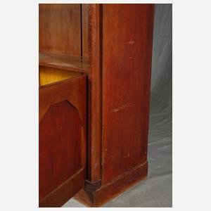 Bücherregal Jugendstil