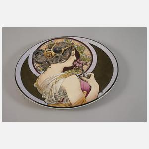Zwei große Wandteller nach Alfons Mucha