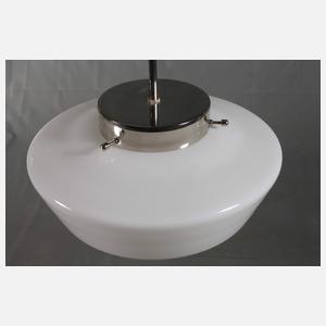 Hängeleuchte im Bauhausstil