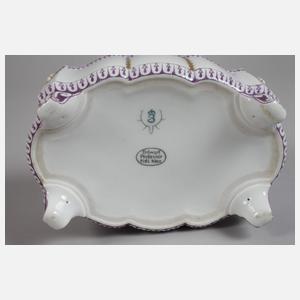 Staatliche Fachschule Selb Deckeldose mit Helm