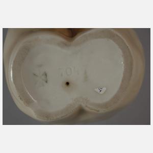 Volkstedt sitzender weiblicher Akt