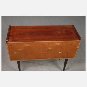 Garderobenschränkchen