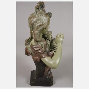 Alfred Jean Foretay, Büste "Die Fütterung"