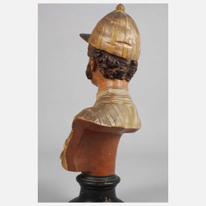 Büste englischer Aristokrat als Jockey