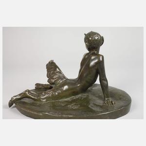 Faun mit Schmetterling