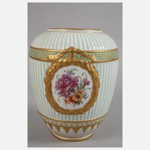 KPM Berlin große Deckelvase mit Adlerknauf