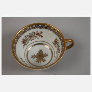 Meissen Tasse und Untertasse mit Überdekor