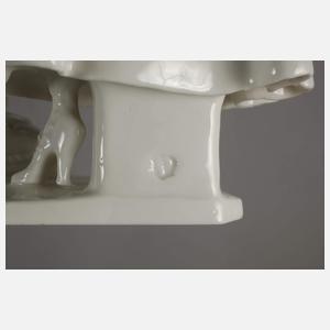 Nymphenburg "Dame mit Hündchen"