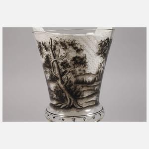 Deckelpokal mit Schwarztlotmalerei