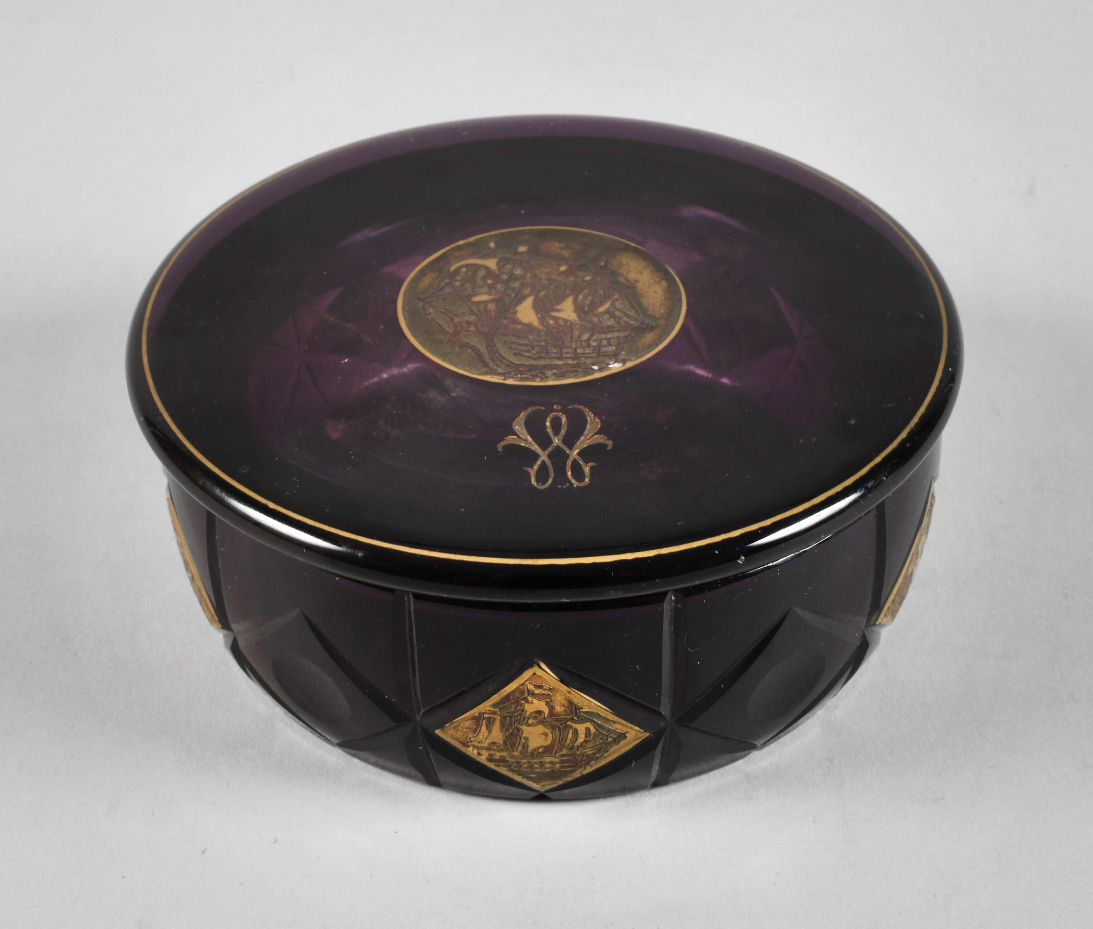 Moser Karlsbad Deckeldose