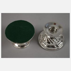 Zwölf kleine Kerzenständer in Barockform