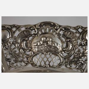 Durchbruchschale mit Putten