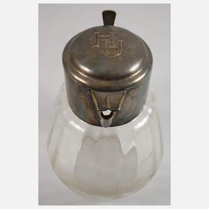 Kühlkanne mit Wildschweinzahn