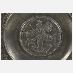 Nürnberger Reliefzinnteller